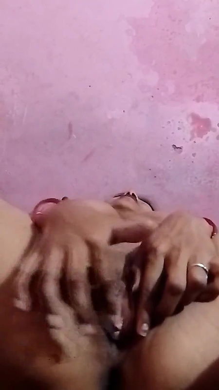 Pyasi Manipur Girl Self Masterbet by Bottle