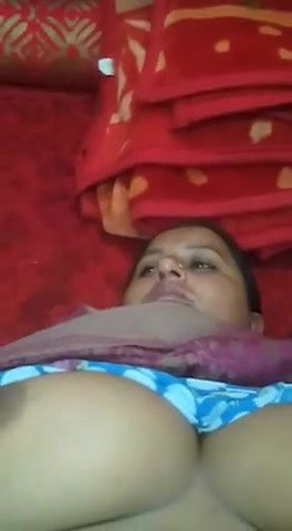 DEshi fking nicely his frnds maaaa