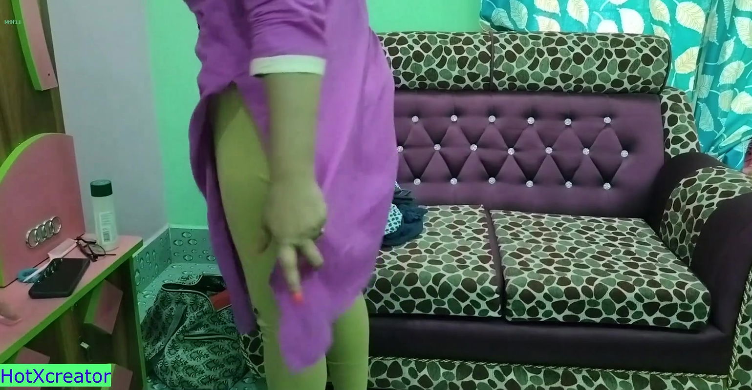 Bank Manager VS beautiful bhabhi!! Desi Sex