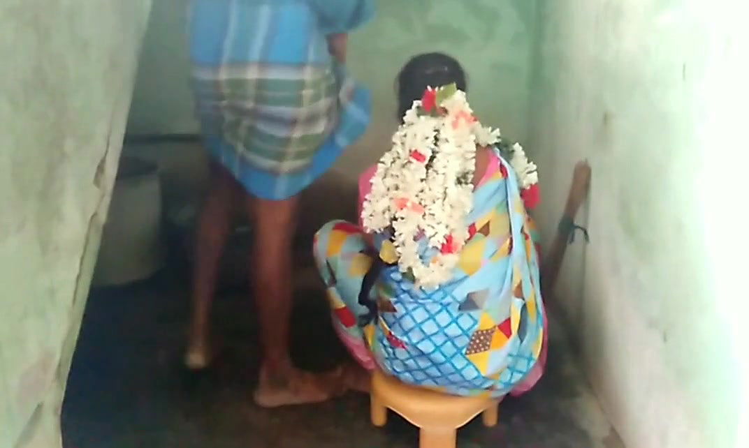 desi aunty blowjob husband coock