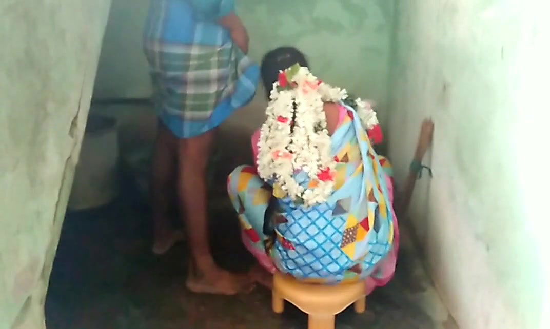 desi aunty blowjob husband coock