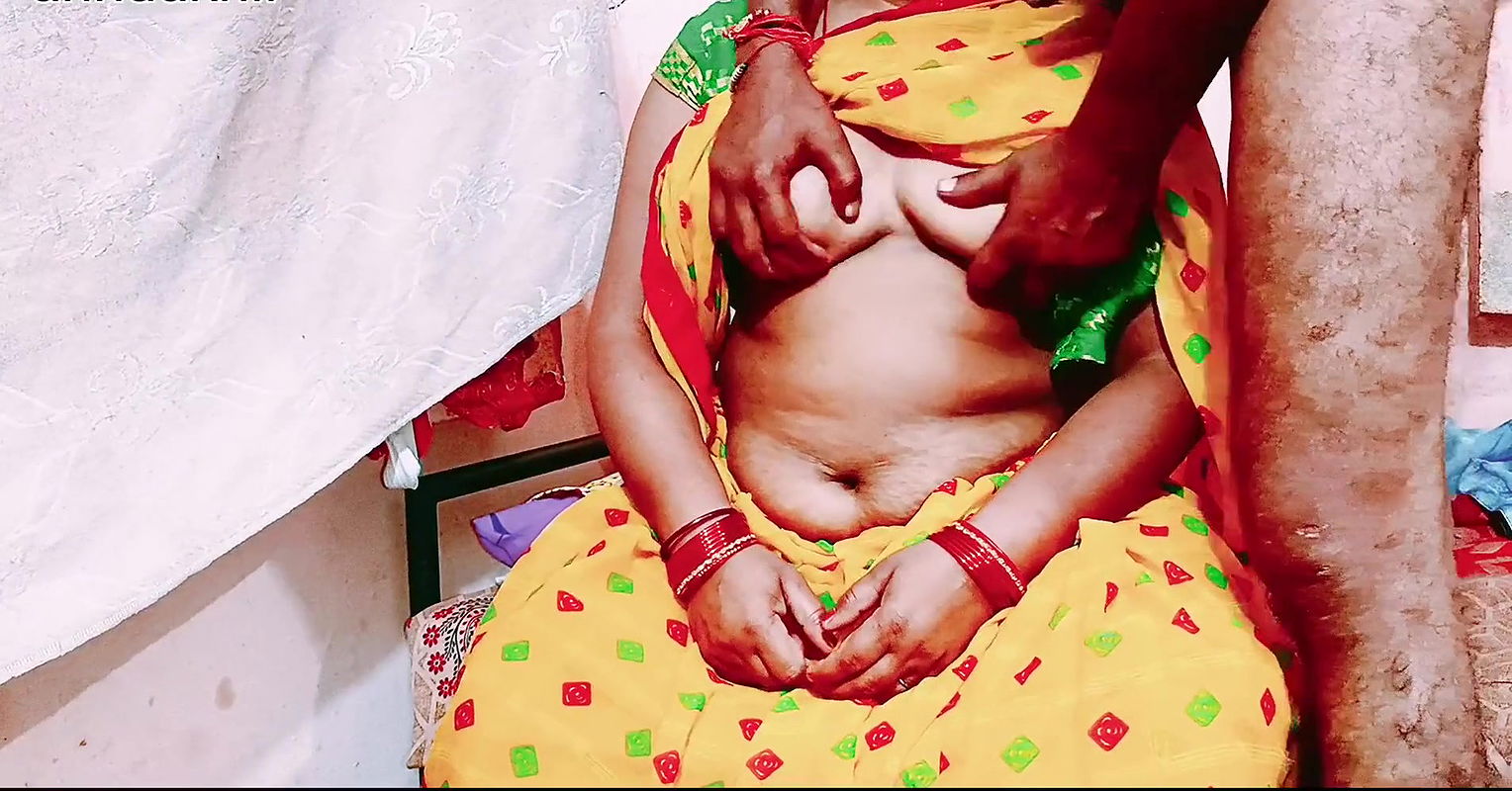 Indian Desi bhabhi ne apne dever ke sath kiya kand jb gr me vo akeli thi desi gand ki chudai