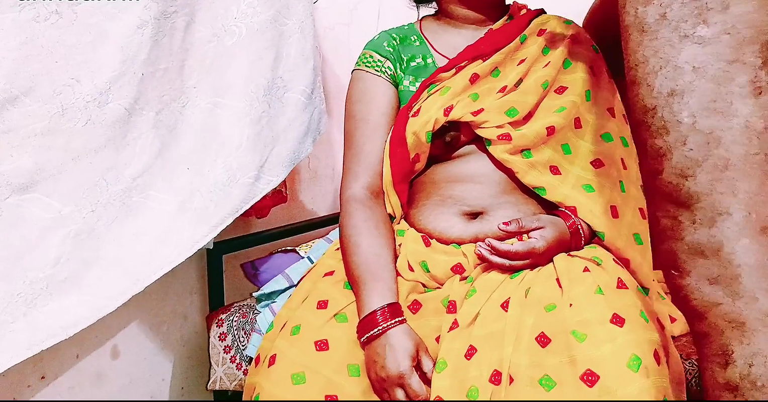 Indian Desi bhabhi ne apne dever ke sath kiya kand jb gr me vo akeli thi desi gand ki chudai