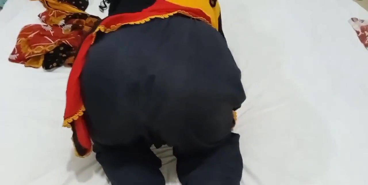 Punjabi bhabhi fucked by bihari – Bihari ne randi bhabhi ko ghodi bana ke khoob pela