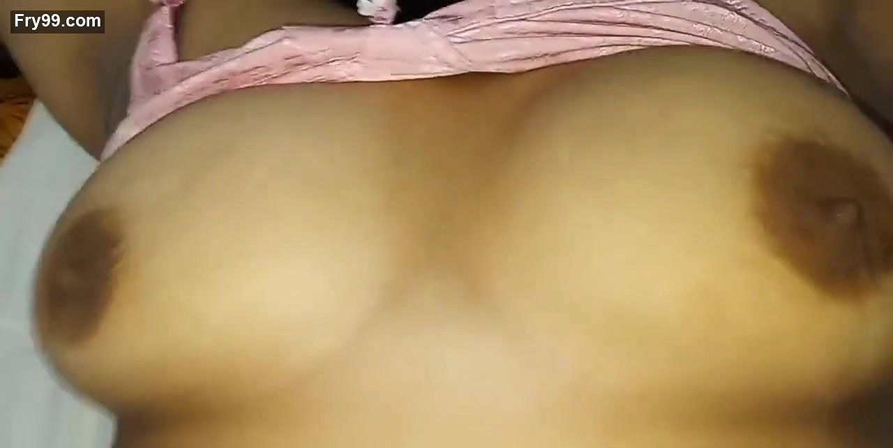 Punjabi bhabhi fucked by bihari – Bihari ne randi bhabhi ko ghodi bana ke khoob pela