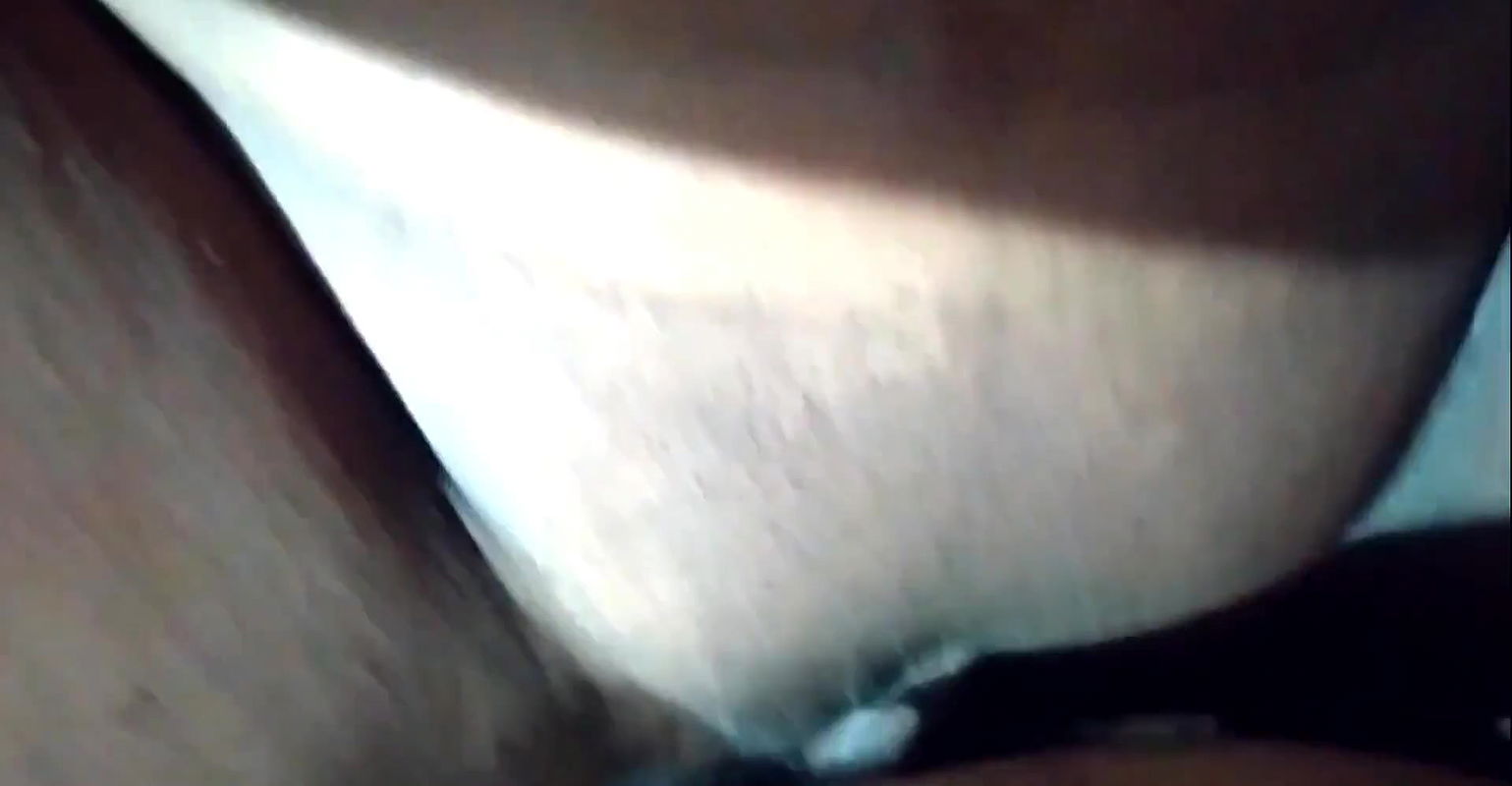 Tamil Mallu sexy wife Sandhya sucking and fucking hard to cum inside pussy fast with her colleague on Xhamster