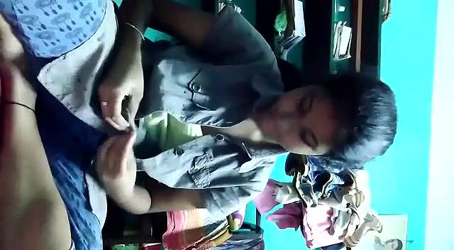 Desi gf spreading for lover