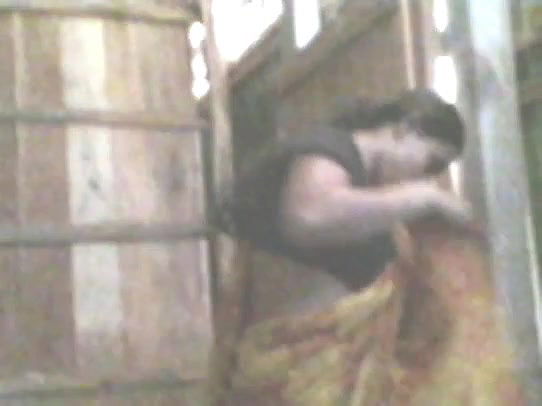 Desi village couple large clip