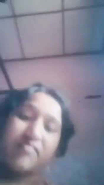 Beautiful Boudi Showing Boobs & Pussy