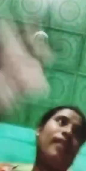 Bhabi Showing Pussy