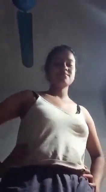 Gf Showing her bigboobs