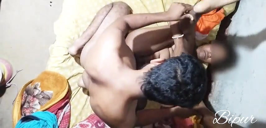 First time bhabi ki behen ko choda. Indian porn
