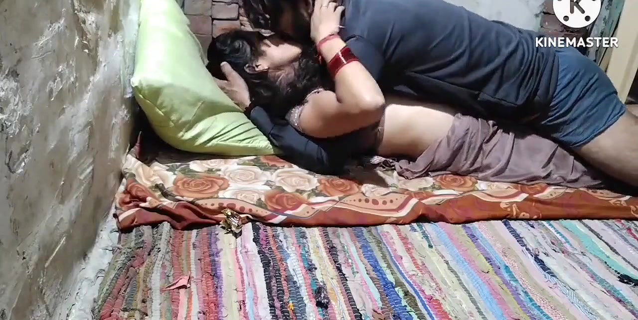 Very cute Indian sexy housewife husband and sex enjoy very cute sexy lady
