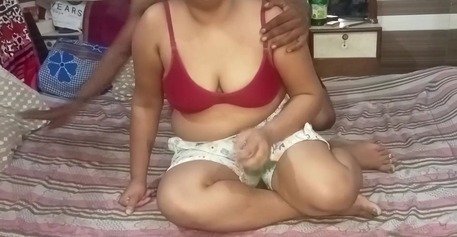 Indian Porn WIth Stepsister Kajal and Stepbrother Nvn, Pussy Licking and Sucking