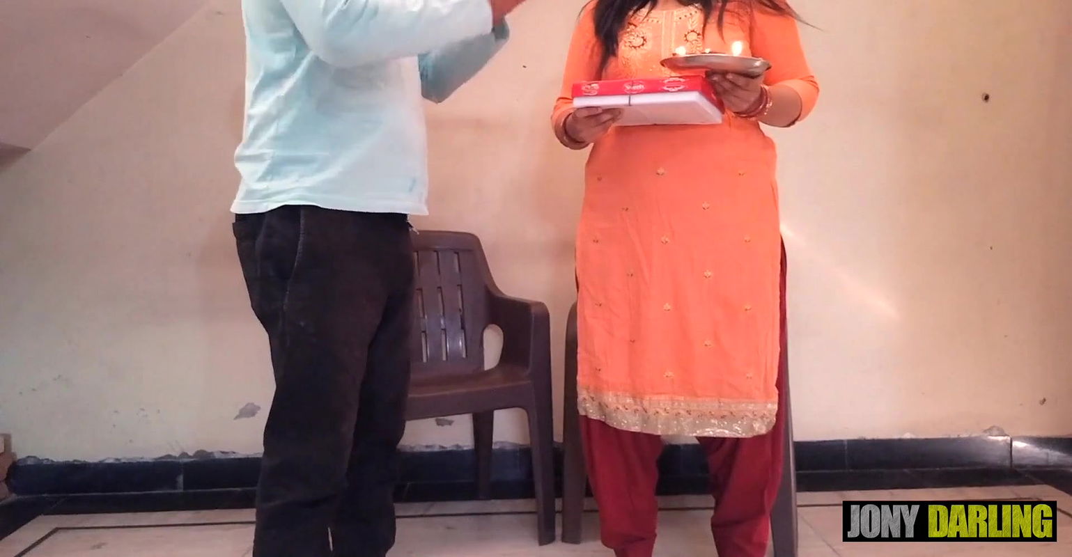 Diwali Special- Indian Chaachi Wants Another Gift & Fucked by Bhateeja in Doggystyle Clear Hindi Audio by Your X Darling