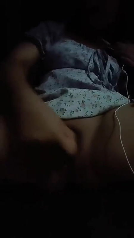 Horny Girl Masturbating