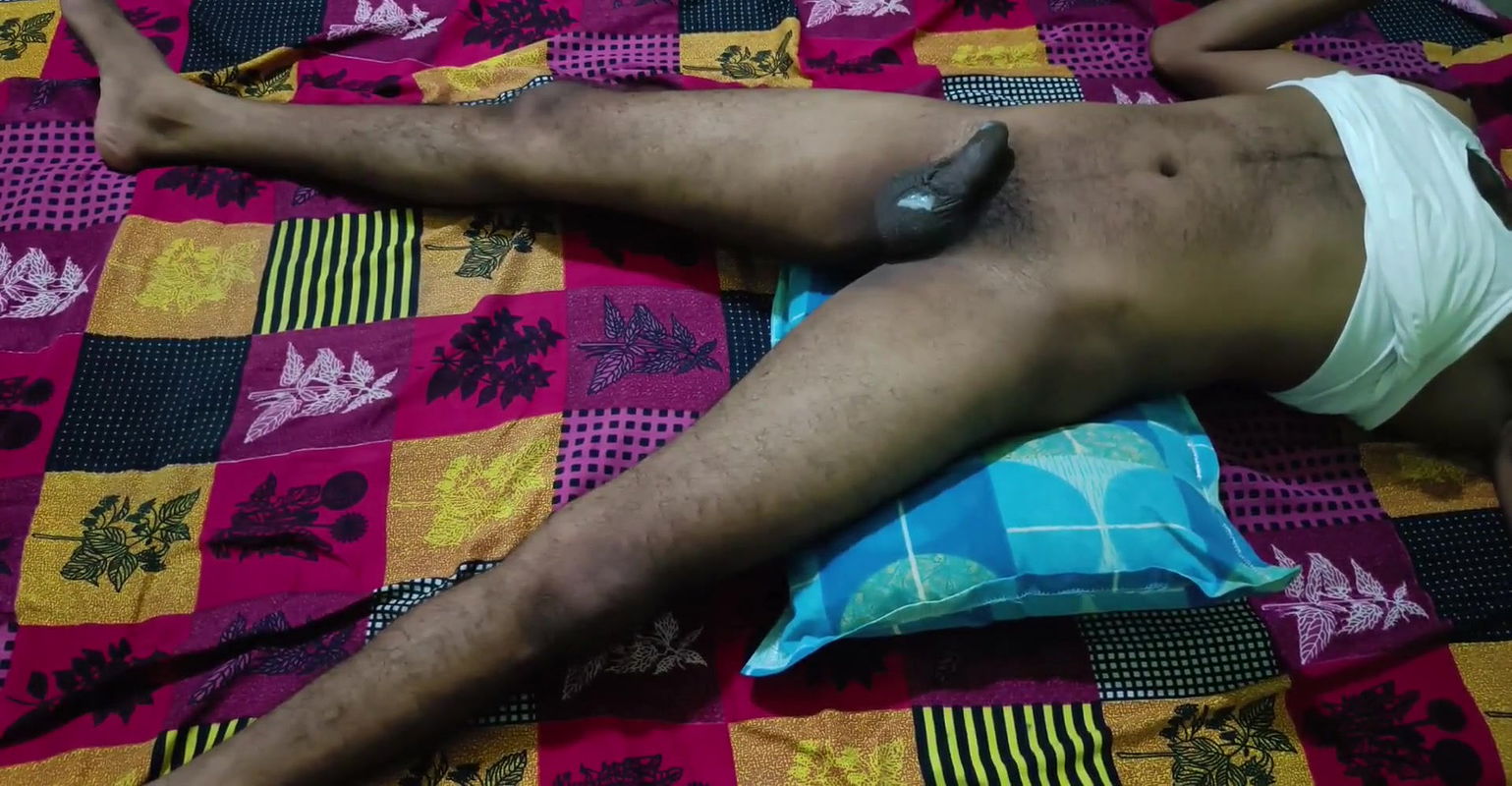 Big ass desi xxx college teacher riding and jumping over her student