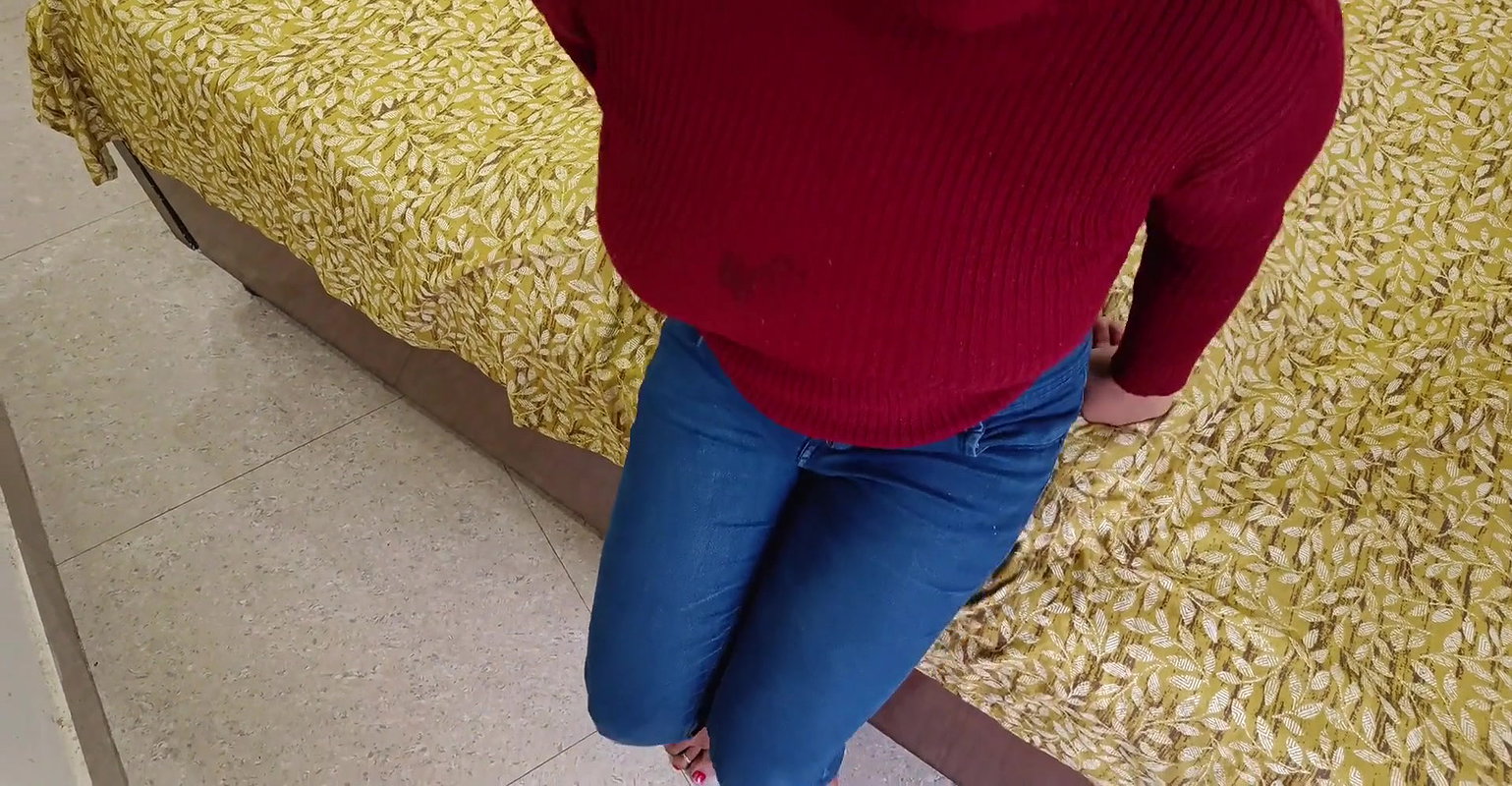 Xxx hot Indian desi girlfriend ko outdoor park me bulakar muhe me choda clear dirty audio me 18 yers girlfriend fuck in mouth