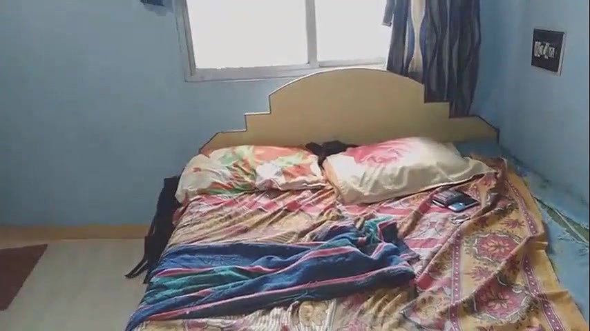 Sexy Girl Fucking 2 Clips in single File