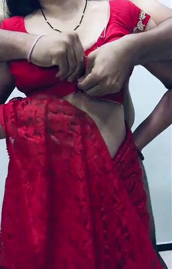 Desi cute bhabi sexy boobs