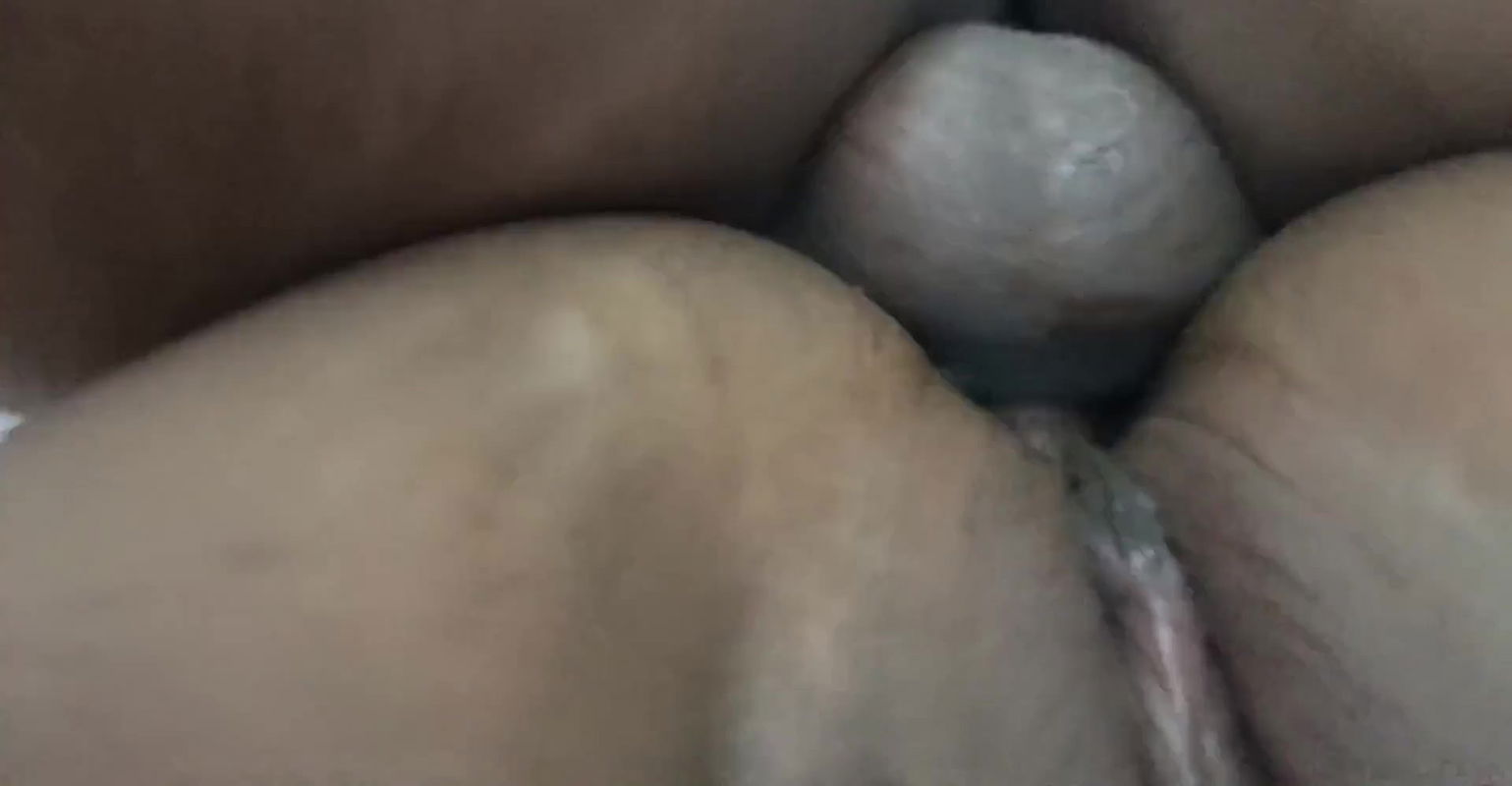 Deshi Bhabi ki Hard chudai Me Pani Nikal agaya Cute Pussy Se