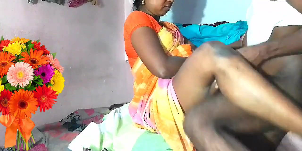 Desi didi ko maine Sadi uthakar raat mein Chod