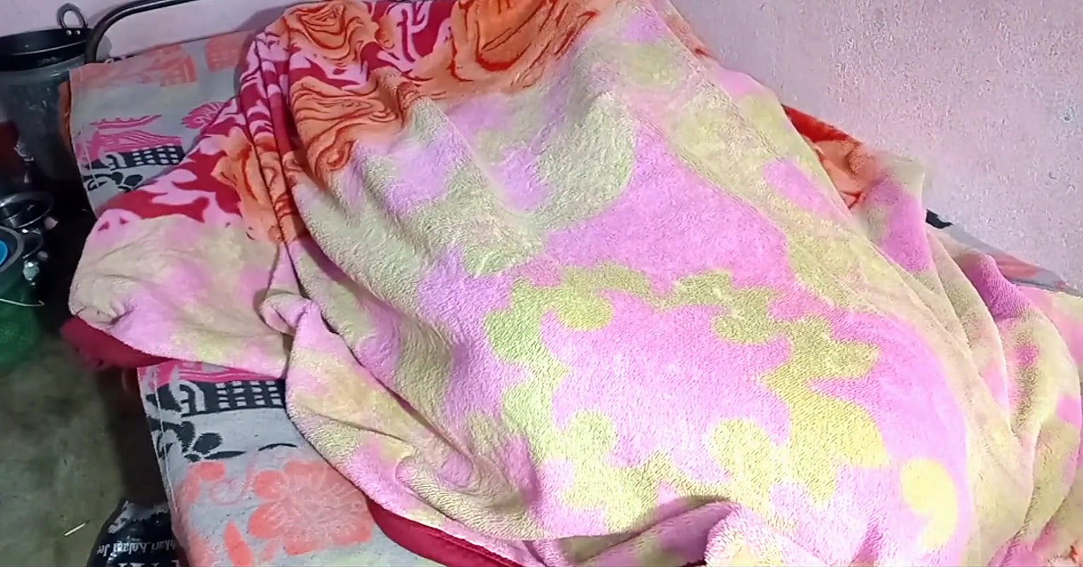 Khatmal per chudai biwi ke sathMaje se choda