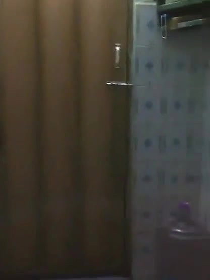 Cute Desi Girl Bathing MMS – Movies