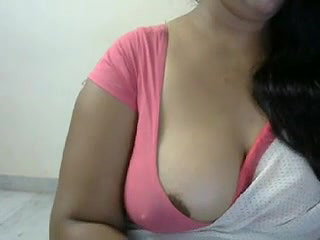 Bhabhi In Sari Live Cam Show – Movies