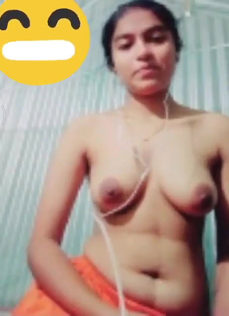 Beautiful Gf Showing