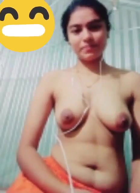 Beautiful Gf Showing
