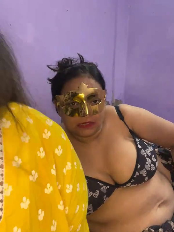 Desi Silk_Honey Lesbian on Cam and Anal Dildo Play