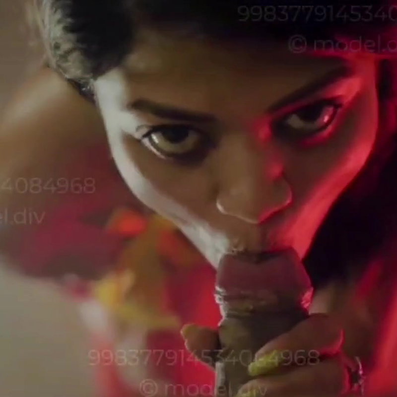 Desi Model Divya Mitra Giving BJ to her BF