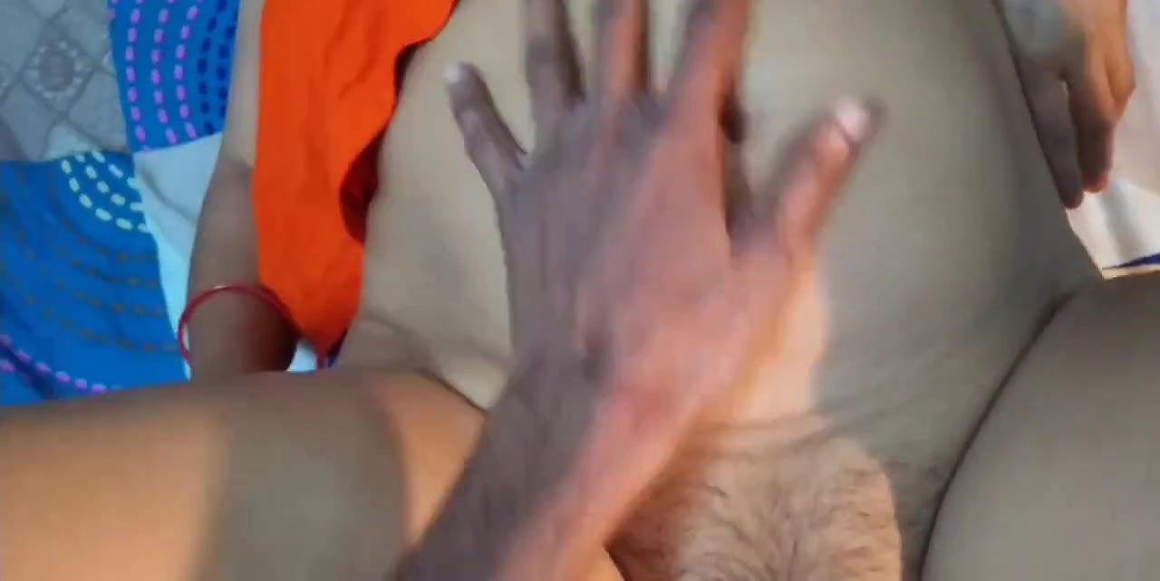 Naukarani ki ghodi banaa ke choda, Desi beautiful indian maid fucked by boss in doggy style at home with clear hindi audio