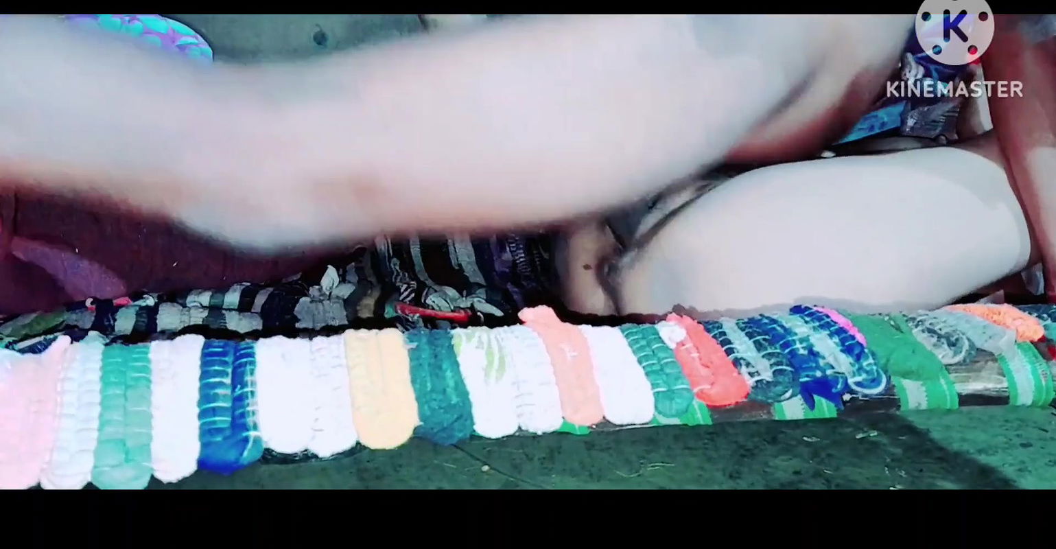 Beautiful big boobs indian step sister fucked by her younger stepbrother in doggy style on