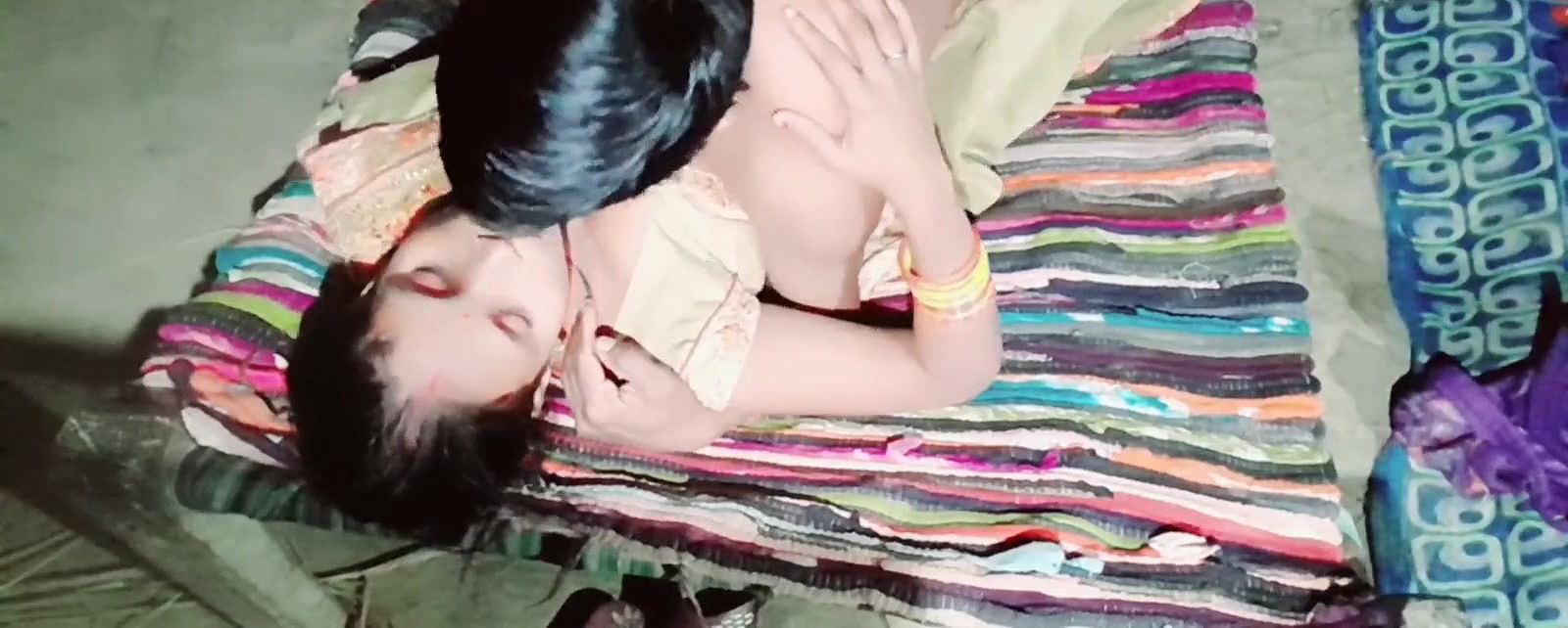 I Fucked My Friends Girlfriend when he went out Indian hot teen sex! Real rough sex