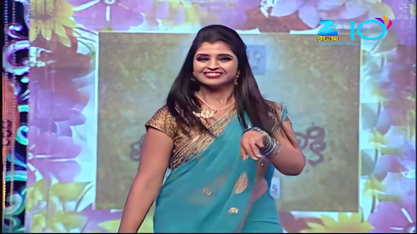 Milf Anchor Shyamala Rare Super Hot Fleshy Jiggling Deep Navel Exposing Dance