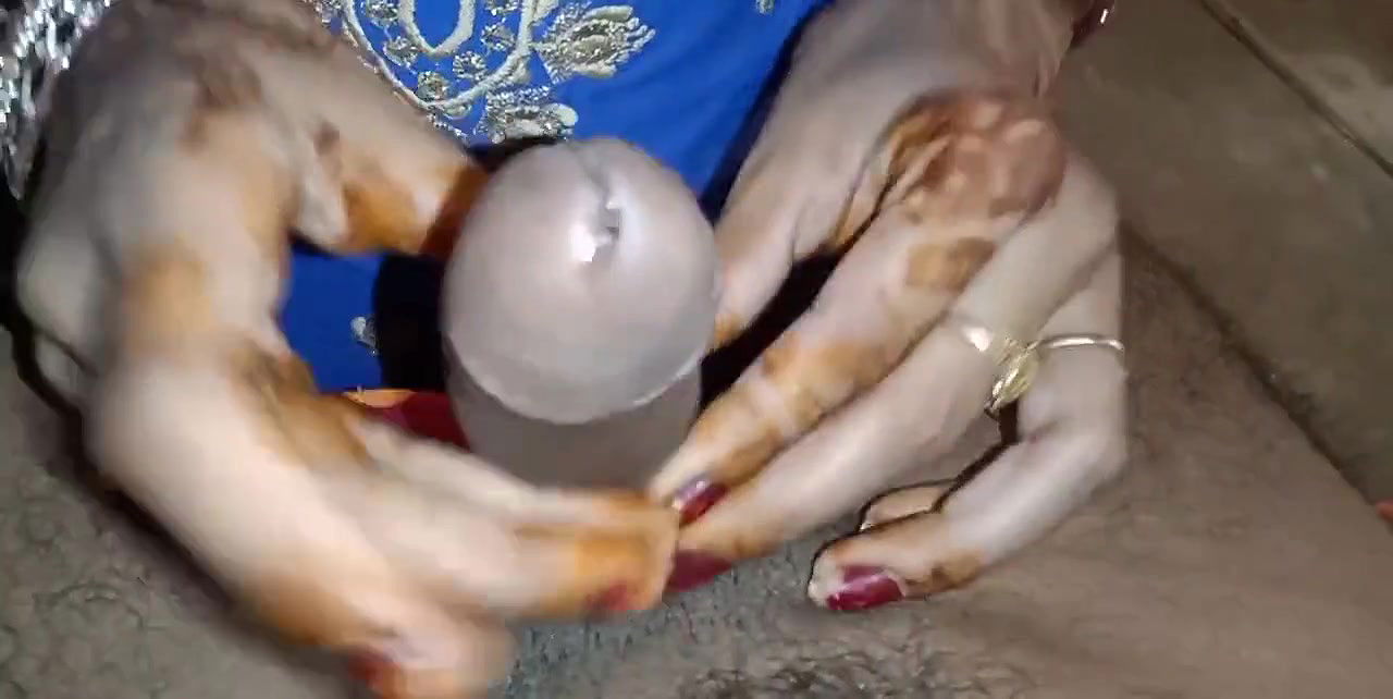 Indian Village Sisters In Law Blwojob And Cums Drinking Full Hand Mehendi