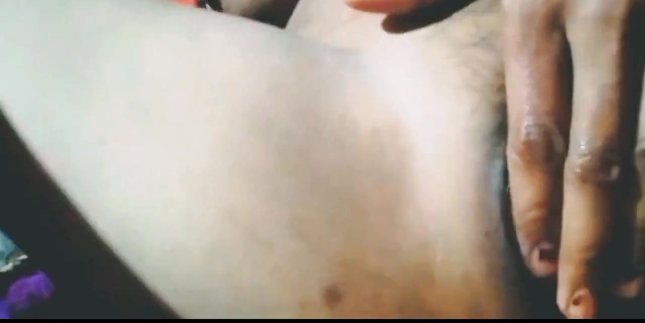 Village Bhabhi Boob’s Massage And Pussy Hard Fingering Very Beautiful