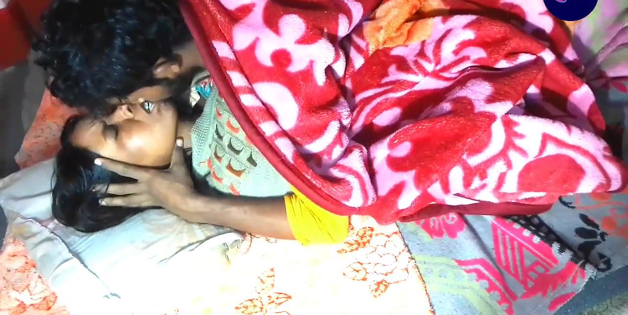 Jawan Sali ke sath sex raat me maje lekar