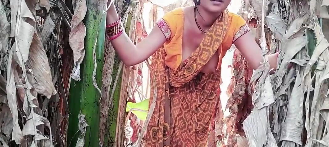 Desi Sister Law Called Banana Garden and Fucked Her With Boyfriend