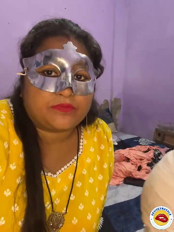 Desi two faty bhabi play pussy