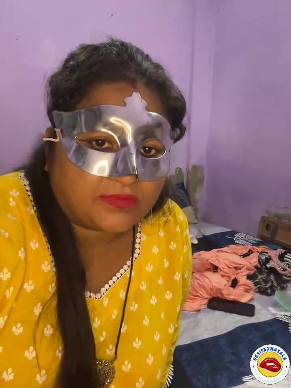 Desi two faty bhabi play pussy