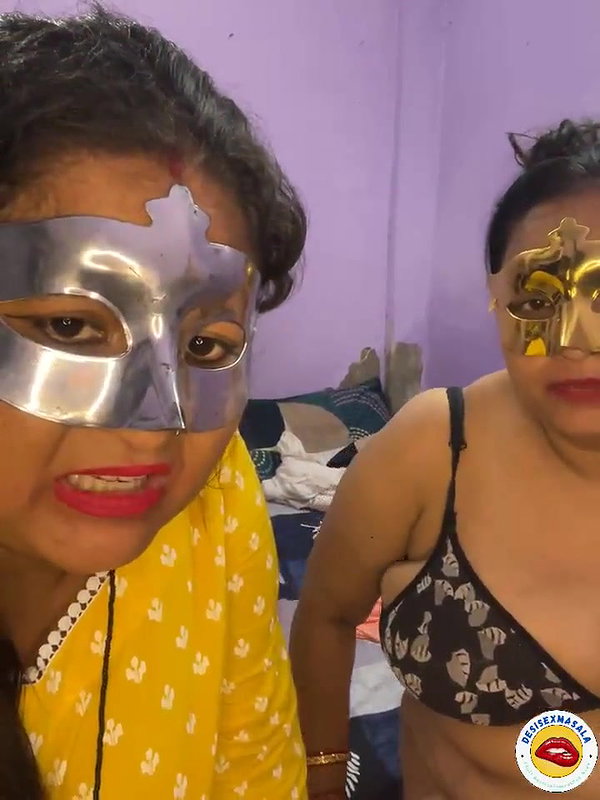 Desi two faty bhabi play pussy