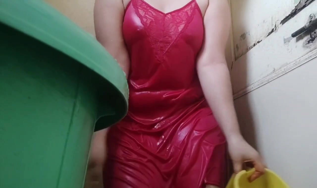 x  VID-20241-WA0124574213