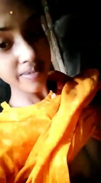 Cute Desi Girl Shows Her Boobs and Pussy
