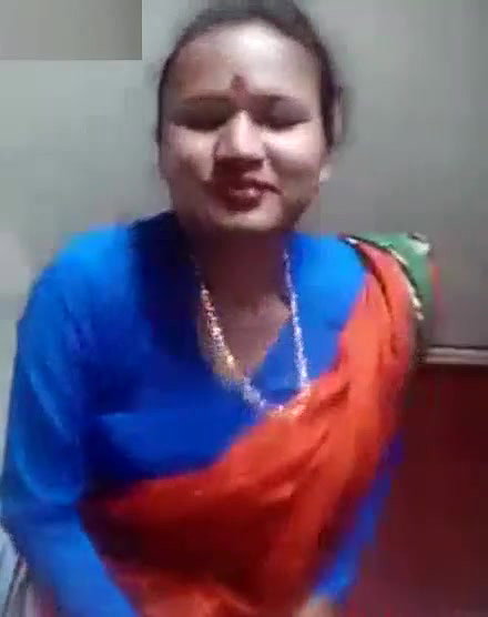 Indian Bhabhi Stripping Sari – Movies