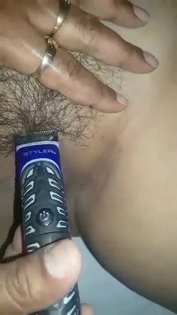 Hubby Shaving Wife Pussy – Movies