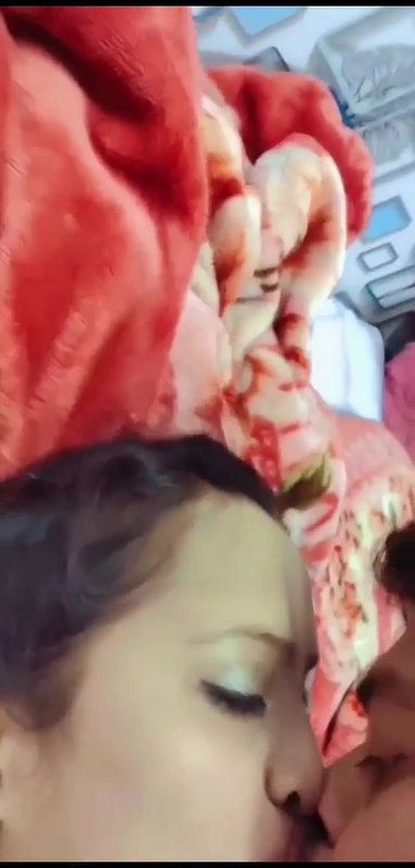 Dever Bhabhi Kissing And Fucking Viral MMS