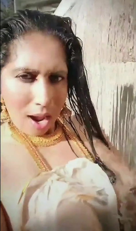DEsi Awaited Bhabji 3rd Video Sh00t